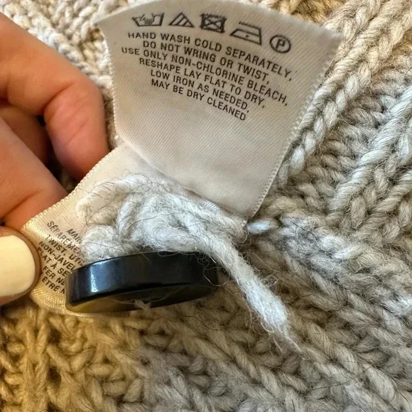 ANTHROPOLOGIE Women’s Moth Poncho Wool Knit Alpaca One size - Picture 10 of 12